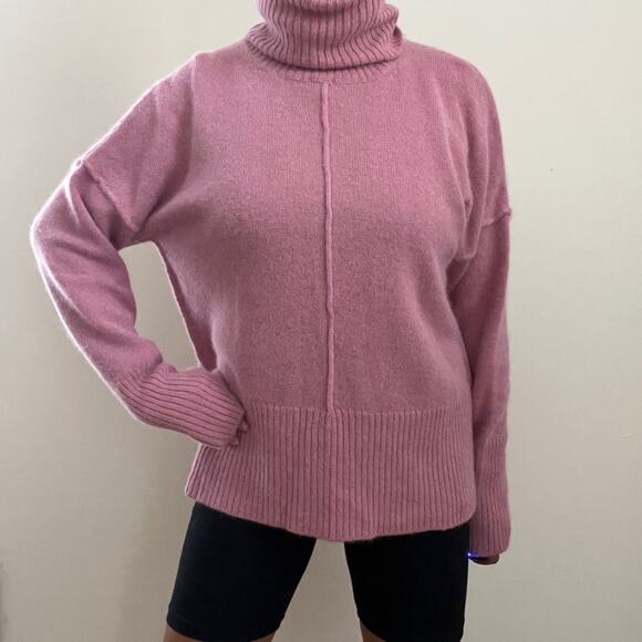 SUZANNE RAE Pink Angora Wool Blend Turtleneck Sweater Size M - Picture 10 of 12